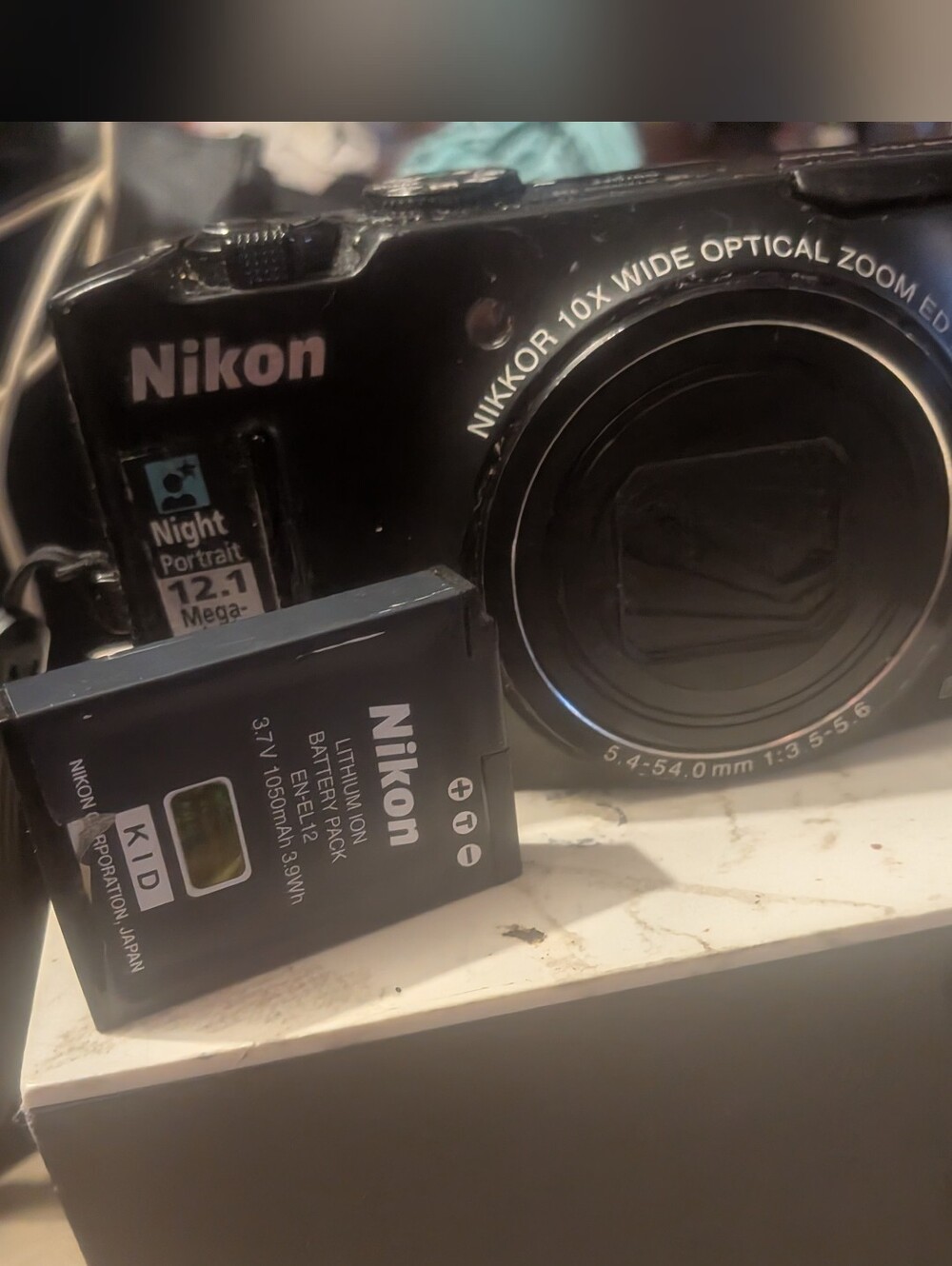 Nikon Coolpix S8100 with 10x NIKKOR Zoom 12.1 mp Full Hd Movie